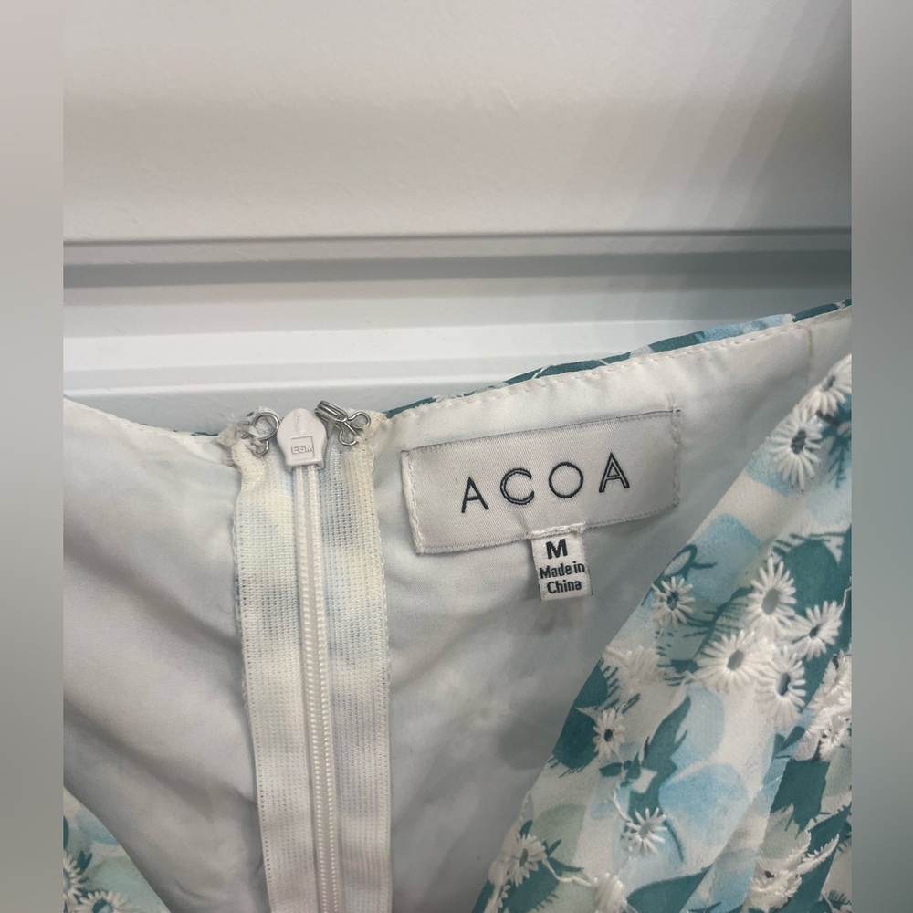 ACOA DRESS - Picture 2 of 3
